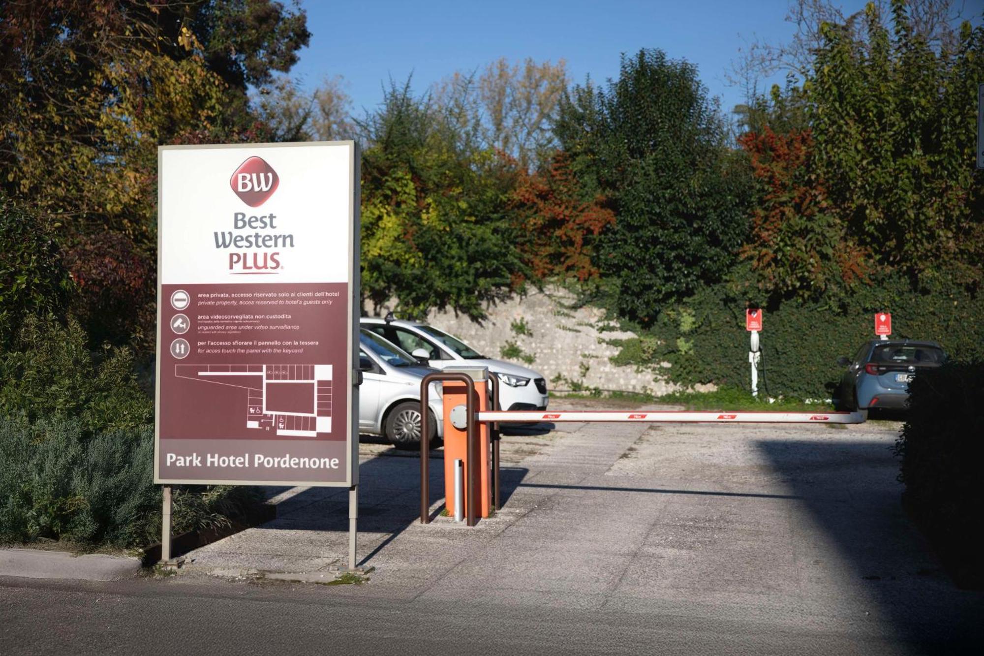 Best Western Plus Park Hotel Pordenone Esterno foto